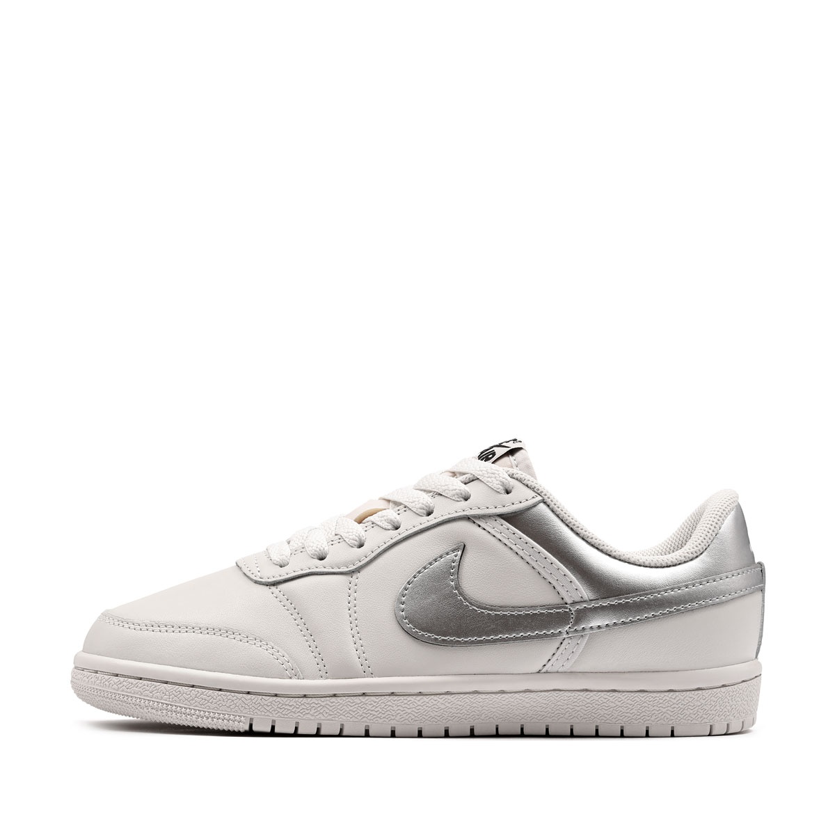 Nike Air Jordan Skyline Low Teniși damă IQ6586-101