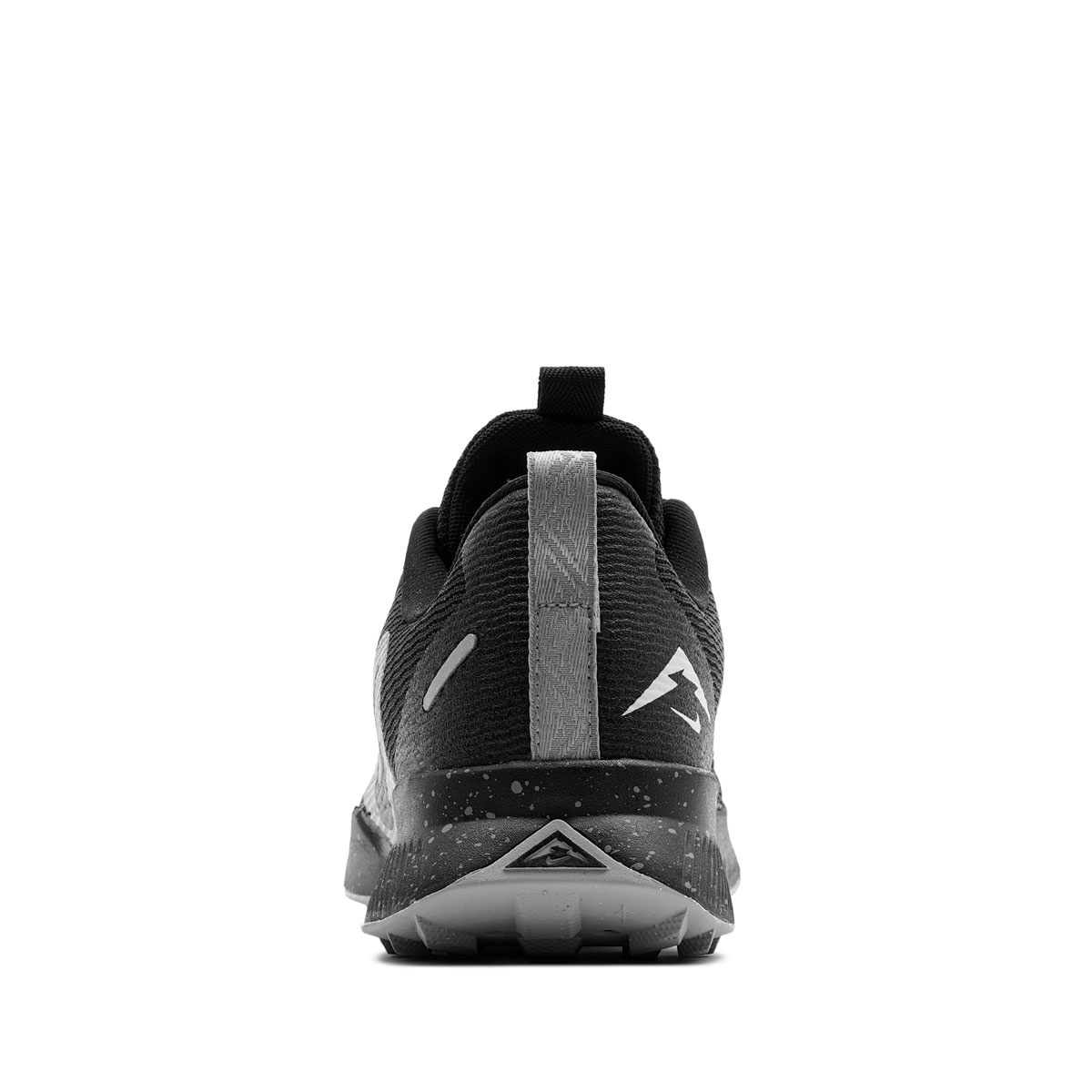 Nike Juniper Trail 3 Adidași damă FQ0902-001