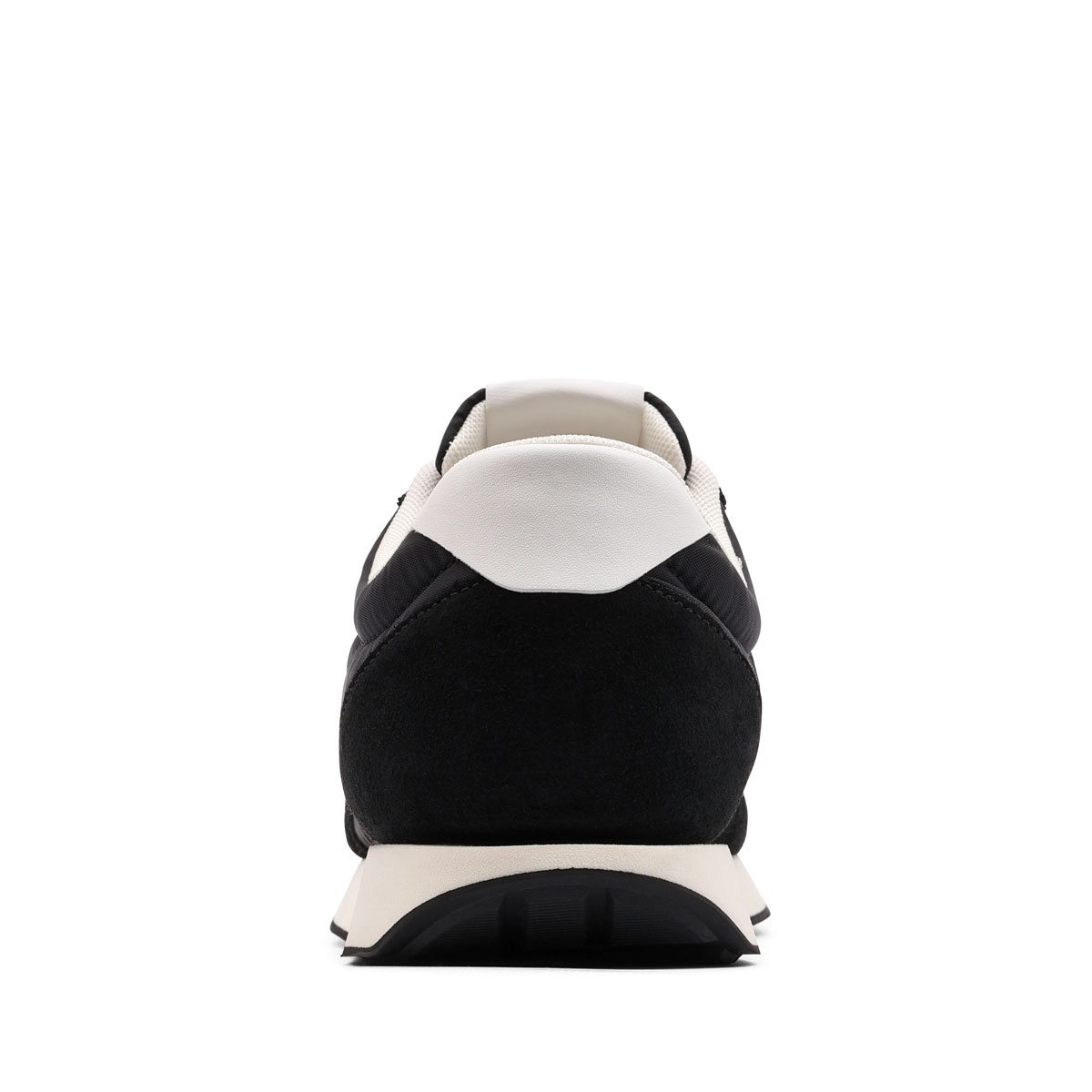 Pantofi sport bărbați Calvin Klein Retro Runner Ess Mix Mat YM0YM013610GM Calvin Klein Retro Runner Ess Mix Mat Pantofi sport bărbați YM0YM013610GM