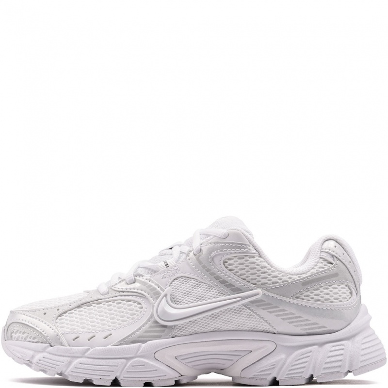 Nike V5 RNR Adidași damă HQ7901-101