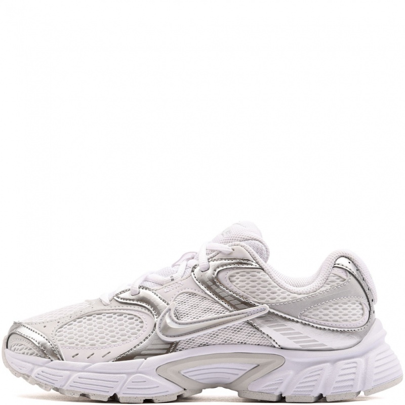 Nike V5 RNR Adidași damă HQ7901-112