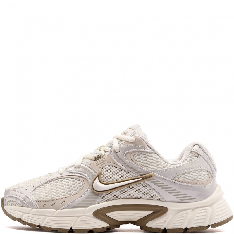 Nike V5 RNR Adidași damă HQ7901-115