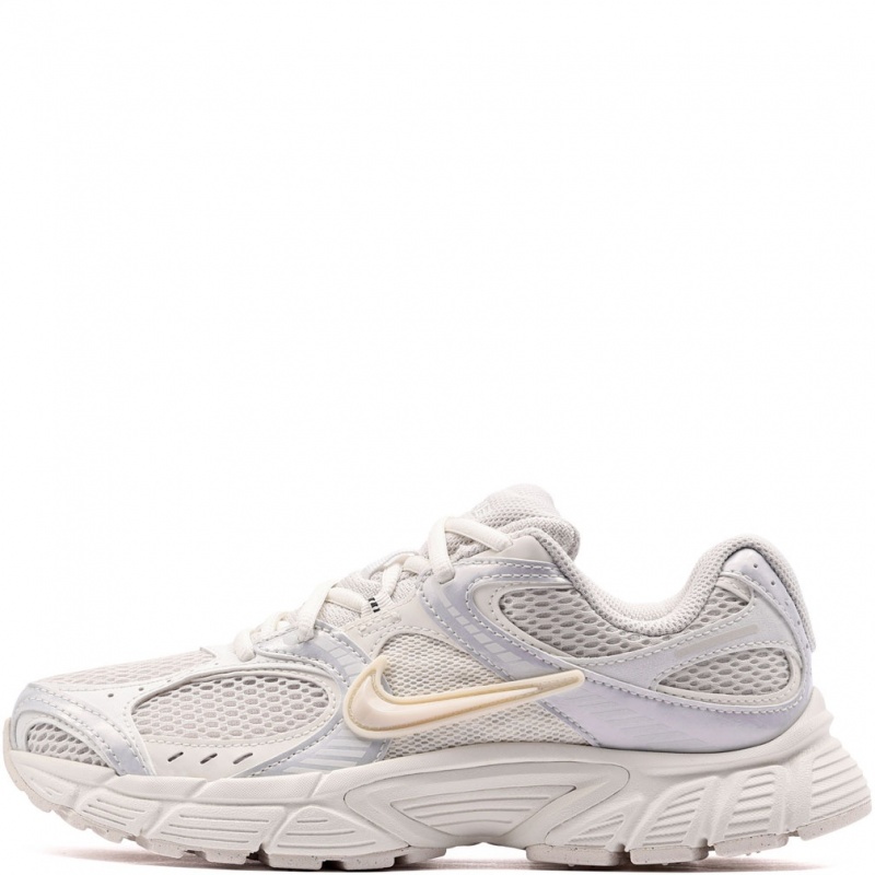 Nike V5 RNR Adidași damă IQ0276-030