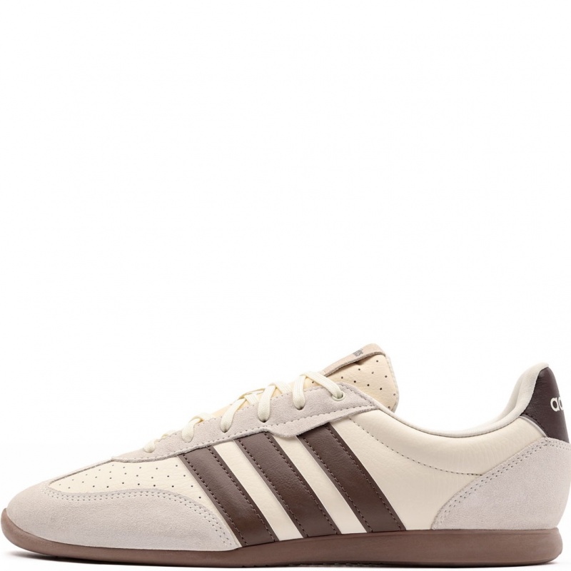 adidas Barreda LO Pantofi sport bărbați KJ2275